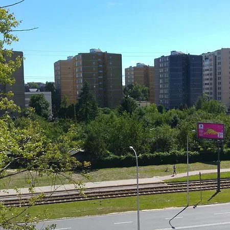 Hostel Rent0nline Niepodleglosci Metro