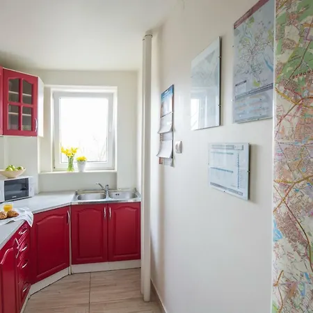 Hostel Rent0nline Niepodleglosci Metro Warszawa